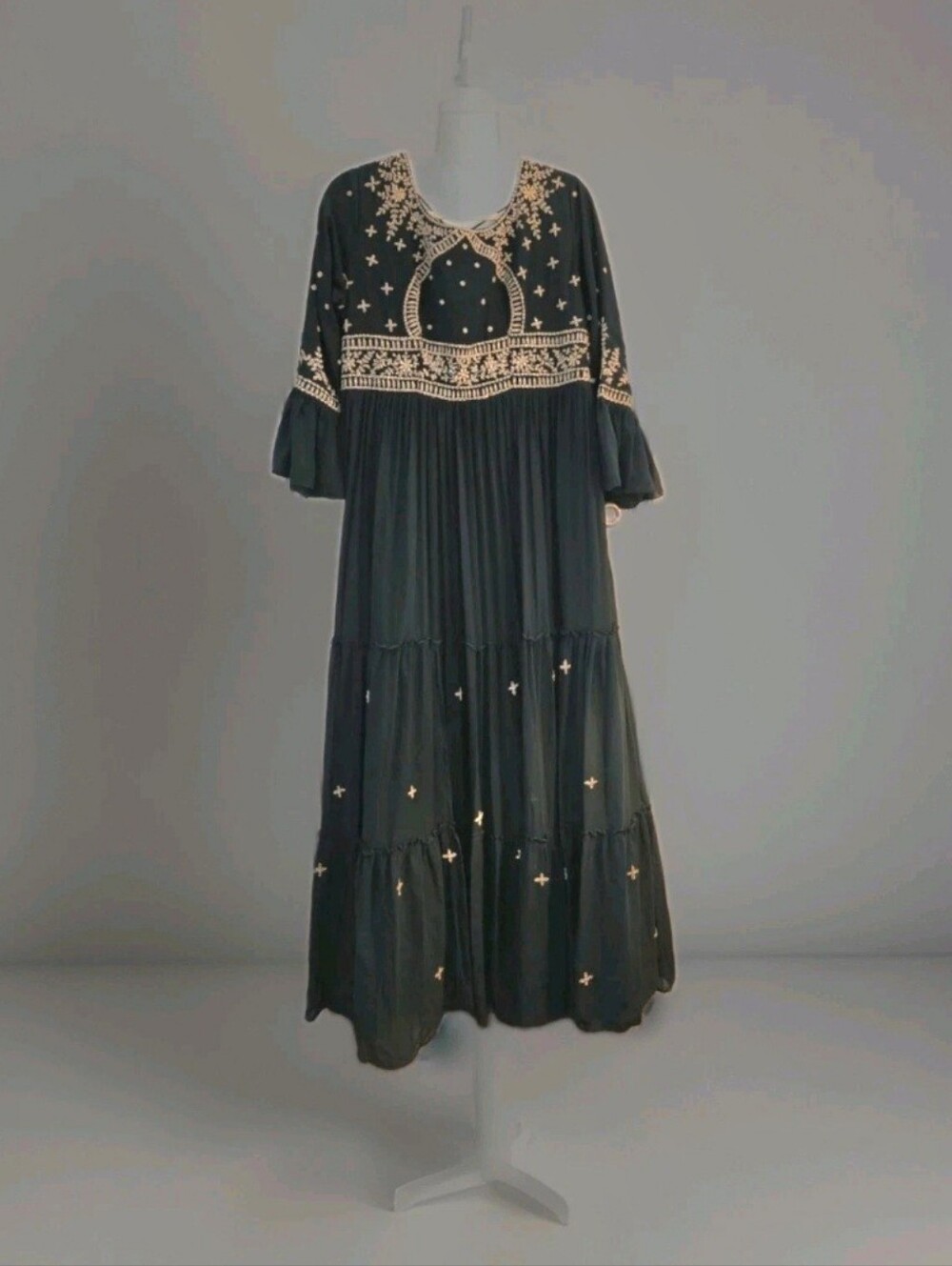 Riwaj Studio Green and Gold Heavy Embroidered Dress (48)